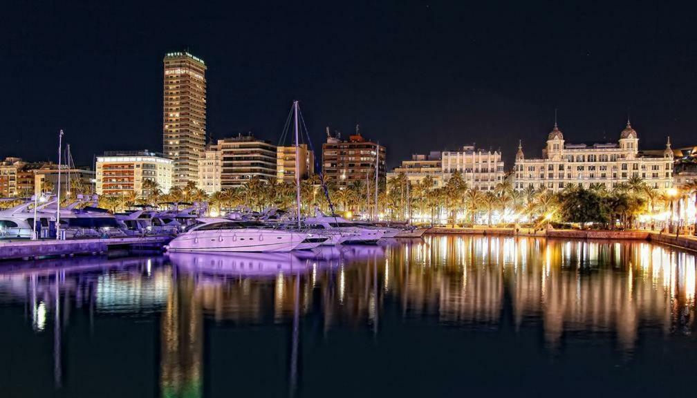 Casco Historico Daire Alicante Dış mekan fotoğraf